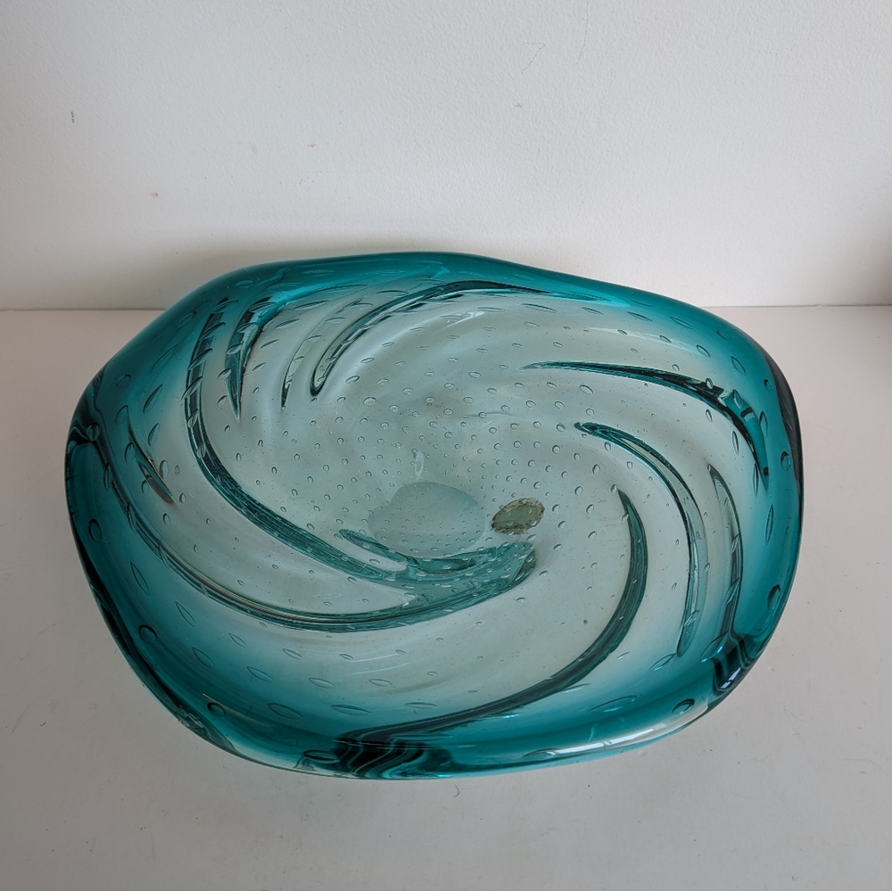 Murano Teal Green Glass Bowl Controlled Bubbles Bullicante Polished pontil Italy